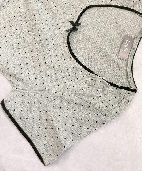 lulufa(ルルファ)の「リボン付き ドット柄Tシャツ 配色パイピング/韓国ガーリースタイル(Tシャツ/カットソー・レディース・アイボリー/グレー・LARGE/MEDIUM)」の11枚目の写真