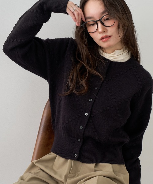 NOGLE（ノグル）の「【NOGLE/ノグル】アーガイルレリーフミニポコカーディガン（カーディガン/ボレロ・レディース・ネイビー/グレー/ブラック/オリーブ・FREE）」の20枚目の写真