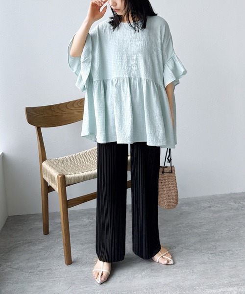 reca（レカ）の「【接触冷感】迷わず着れる！大人のセミワイドプリーツパンツ（その他パンツ・レディース・ブラック系その他5/グレイッシュベージュ/ブラック・L/M/PM）」の5枚目の写真