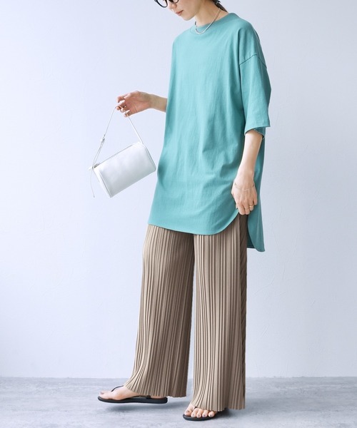 reca（レカ）の「【接触冷感】迷わず着れる！大人のセミワイドプリーツパンツ（その他パンツ・レディース・ブラック系その他5/グレイッシュベージュ/ブラック・L/M/PM）」の17枚目の写真