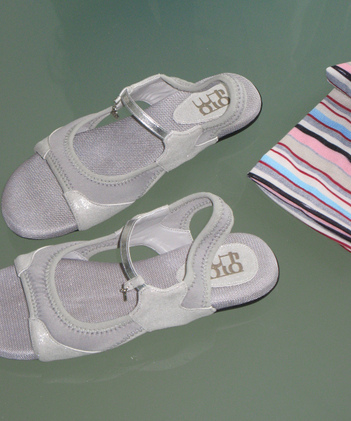 FOGGY MOODY(ポギムディ)の「Airy 0055. Neoprene Sandals - 2colors(サンダル・レディース・ライトグレー/ブラック・22.5cm/23cm/23.5cm/24cm/24.5cm/25cm)」の10枚目の写真