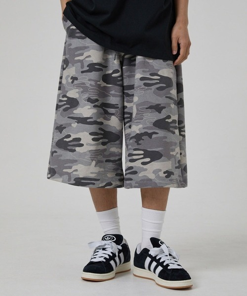 HOODHOOD(フッドフッド)の「【UNISEX】HOODHOOD/バックプリントバミューダパンツ(裏毛)(スウェットパンツ・レディース・ブラック/グレー/グレー系カモフラージュ・LARGE/MEDIUM)」の21枚目の写真
