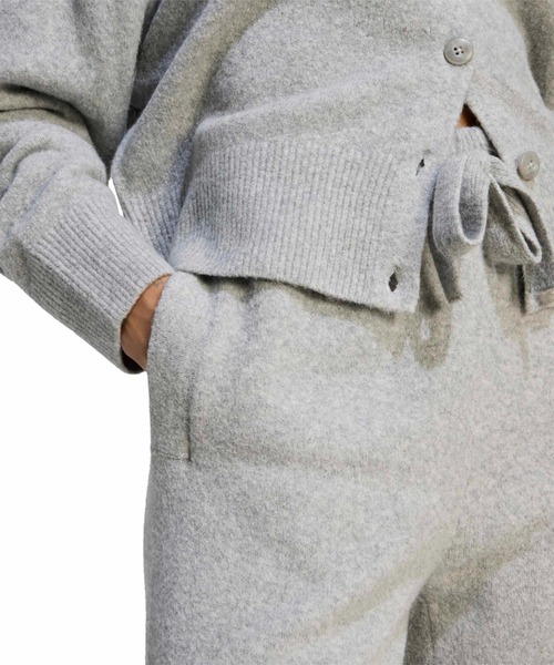 adidas(アディダス)の「adidas ESSENTIALS KNIT PANT / アディダス エッセンシャルズ ニット パンツ(その他パンツ・レディース・グレー・S/M/L)」の9枚目の写真