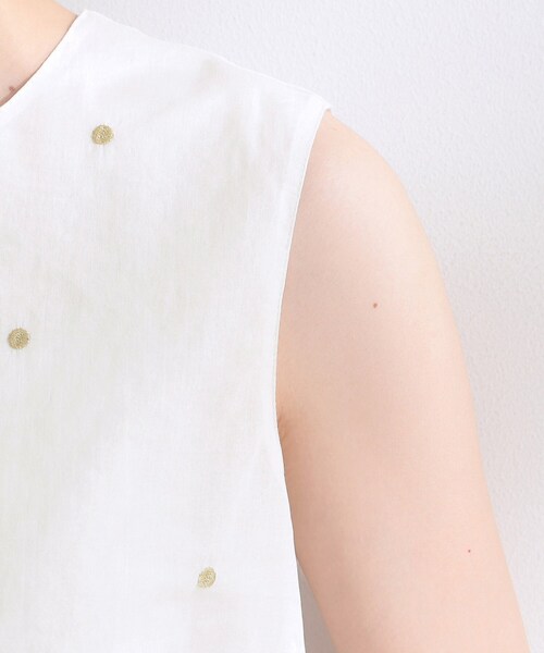OPAQUE.CLIP(オペークドットクリップ)の「ラメドット刺繍ペプラムブラウス【洗える】(シャツ/ブラウス・レディース・ネイビー系/ホワイト系1・00)」の16枚目の写真