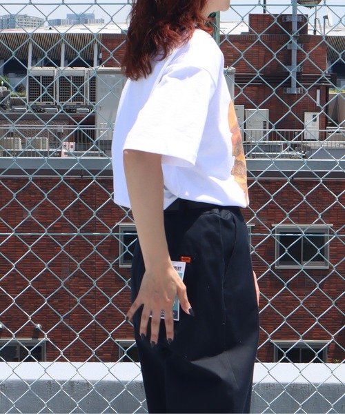 UNIVERSAL OVERALL(ユニバーサルオーバーオール)の「UNIVERSAL OVERALL / hamburger SS TEE / ハンバーガープリント半袖Tシャツ(Tシャツ/カットソー・メンズ・ホワイト/ブラウン/ブラック・L/M)」の7枚目の写真