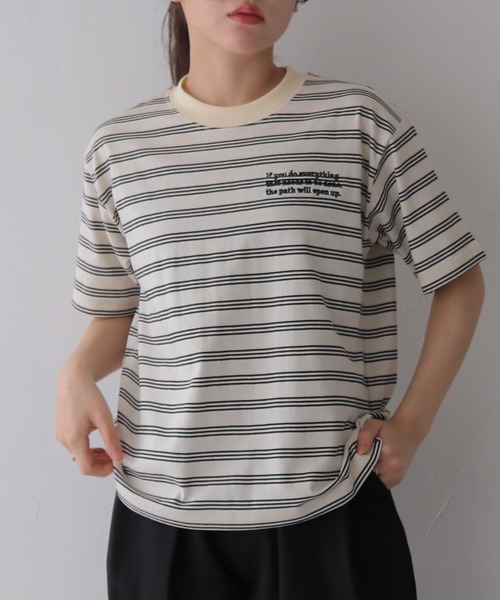 cheriella(シェリエラ)の「【cheriella】ワンポイントロゴ刺繍Tシャツ ONE POINT LOGO EMBROIDERY T-SHIRT(Tシャツ/カットソー・レディース・ホワイト/ホワイト系その他/ホワイト系その他2・MEDIUM)」の2枚目の写真