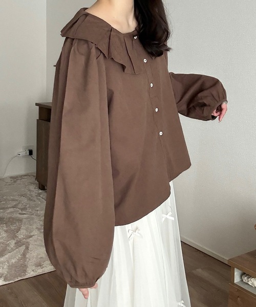 Cham.（チャム）の「フリルカラーブラウス（シャツ/ブラウス・レディース・ブラウン/ホワイト・FREE）」の7枚目の写真