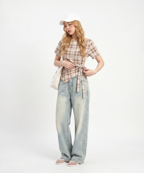 HOOK(フック)の「HOOK for girls オフショルダー アシメヘム チェックトップス (SS)(その他トップス・レディース・ベージュ/グレー・FREE)」の8枚目の写真