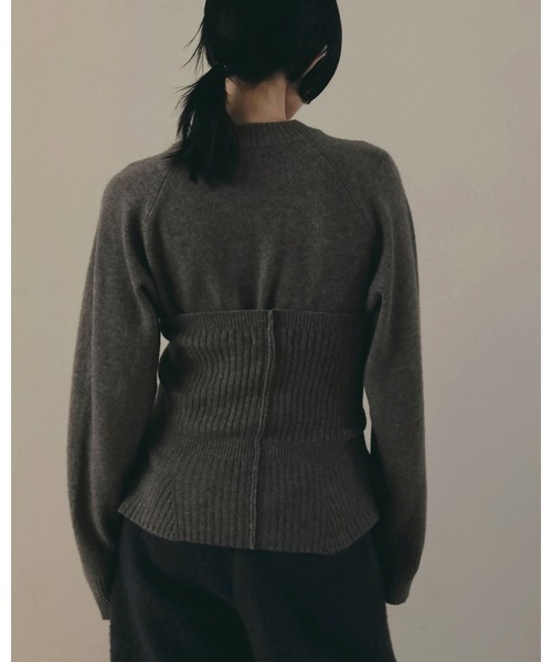 anuke(アンヌーク)の「Wool 2way Bustier(その他トップス・レディース・ブルー系その他/モカ/チャコールグレー・FREE)」の11枚目の写真