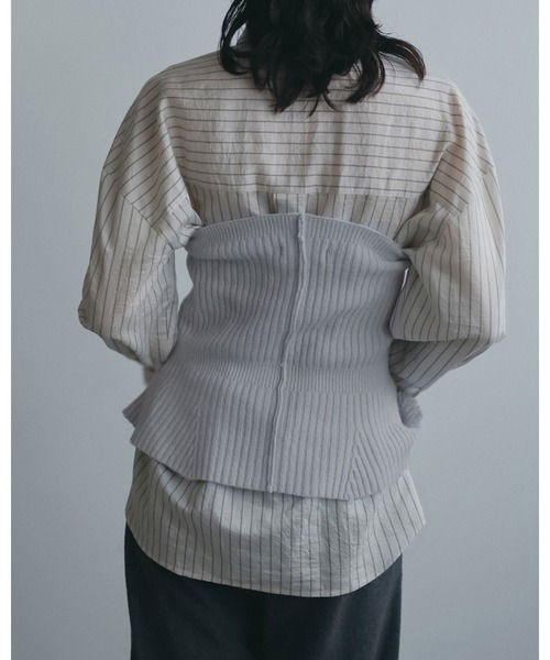 anuke(アンヌーク)の「Wool 2way Bustier(その他トップス・レディース・ブルー系その他/モカ/チャコールグレー・FREE)」の13枚目の写真