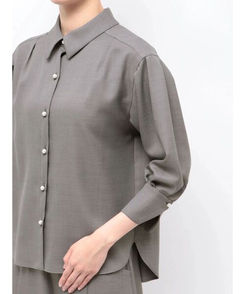 TONAL（トーナル）の「マルチセットパールタックスリーブブラウス（シャツ/ブラウス・レディース・ベージュ/グレー/ネイビー/ピンク/ブラウン・MEDIUM）」の15枚目の写真