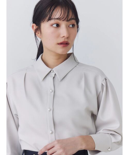 TONAL(トーナル)の「マルチセットパールタックスリーブブラウス(シャツ/ブラウス・レディース・ベージュ/グレー/ネイビー/ピンク/ブラウン・MEDIUM)」の7枚目の写真