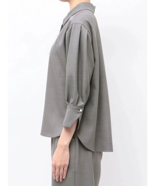 TONAL(トーナル)の「マルチセットパールタックスリーブブラウス(シャツ/ブラウス・レディース・ベージュ/グレー/ネイビー/ピンク/ブラウン・MEDIUM)」の11枚目の写真