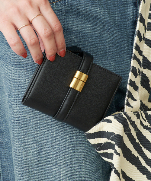Spick & Span（スピックアンドスパン）の「《WEB限定 / 追加》TOV / トーヴ  PAON WALLET*（財布・レディース・チョコ/ブラック・FREE）」の3枚目の写真