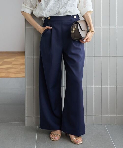 le.coeur blanc(ルクールブラン)の「【日本製】マリンタックパンツ(その他パンツ・レディース・ベージュ系その他2/ネイビー/ブラウン系その他2・36/38)」の1枚目の写真