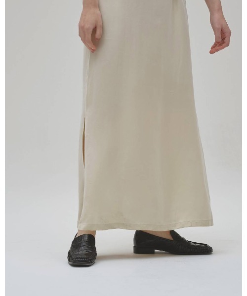 TODAYFUL(トゥデイフル)の「Silky Pencil Dress 12610319(ワンピース・レディース・ブラック/オフホワイト・36/38)」の7枚目の写真