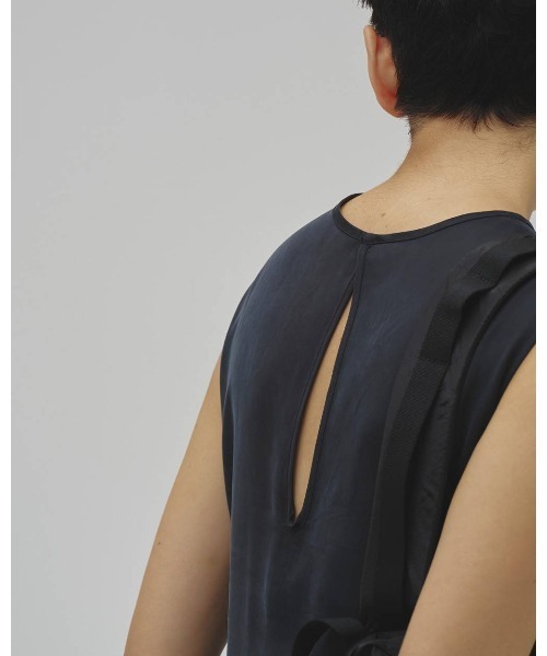 TODAYFUL(トゥデイフル)の「Silky Pencil Dress 12610319(ワンピース・レディース・ブラック/オフホワイト・36/38)」の8枚目の写真