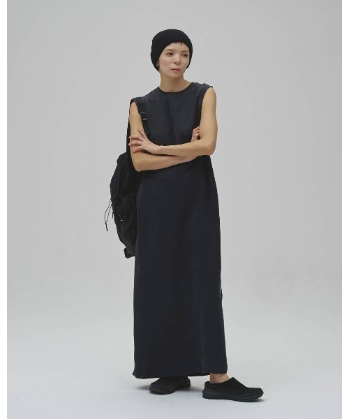 TODAYFUL(トゥデイフル)の「TODAYFUL Silky Pencil Dress(ワンピース・レディース・ブラック・38/36)」の2枚目の写真