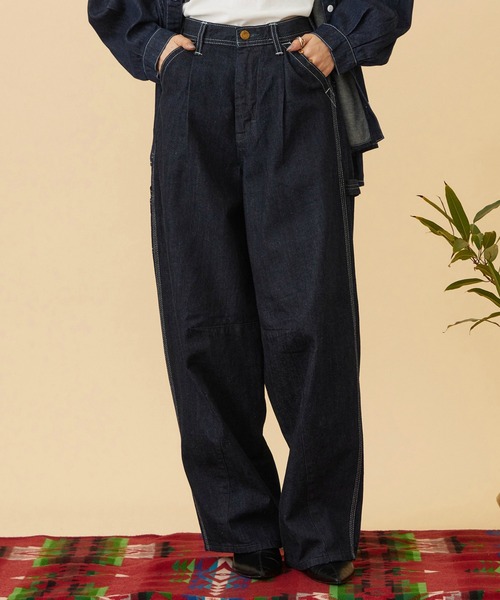 Lee(リー)の「ARCH PAINTER/アーチペインターデニムパンツ DUNGAREES【セットアップ対応】(デニムパンツ・レディース・ストライプ/ダークインディゴブルー/インディゴブルー・X-SMALL/MEDIUM/SMALL)」の5枚目の写真