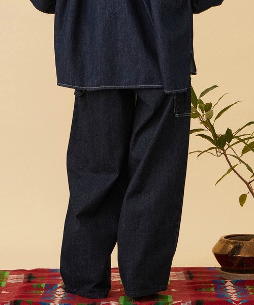 Lee(リー)の「ARCH PAINTER/アーチペインターデニムパンツ DUNGAREES【セットアップ対応】(デニムパンツ・レディース・ストライプ/ダークインディゴブルー/インディゴブルー・X-SMALL/MEDIUM/SMALL)」の8枚目の写真