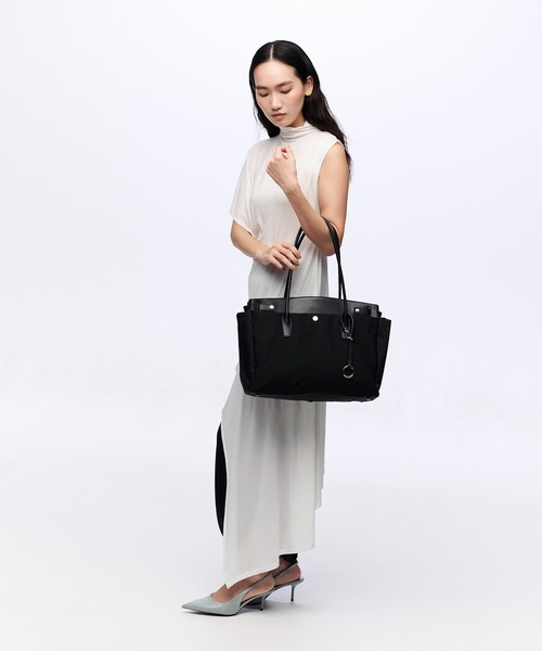 Breath TOPKAPI(ブレストプカピ)の「【Breath TOPKAPI】NEST ネスト リンクルナイロン A4 トートバッグ / 肩掛け / 撥水(トートバッグ・レディース・ブラック/グレー・FREE)」の22枚目の写真