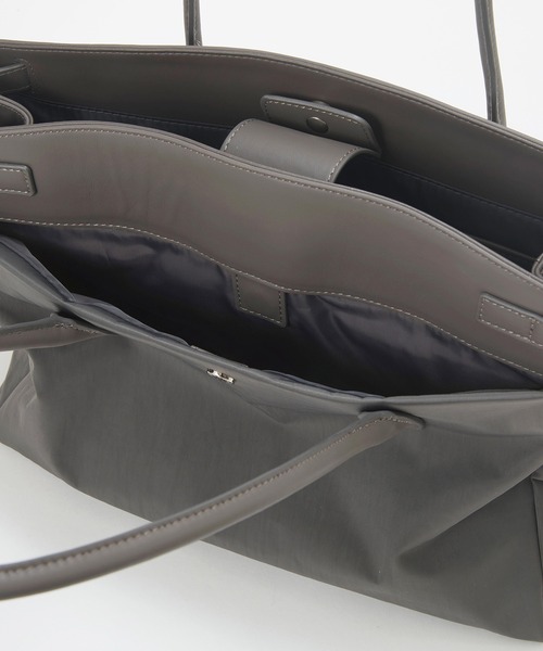 Breath TOPKAPI(ブレストプカピ)の「【Breath TOPKAPI】NEST ネスト リンクルナイロン A4 トートバッグ / 肩掛け / 撥水(トートバッグ・レディース・ブラック/グレー・FREE)」の9枚目の写真