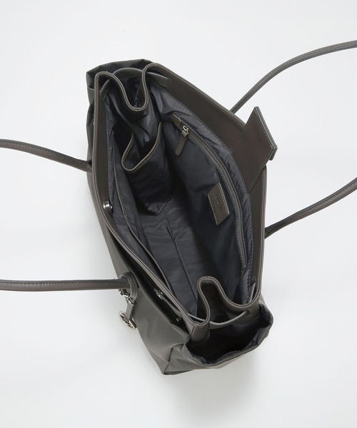 Breath TOPKAPI(ブレストプカピ)の「【Breath TOPKAPI】NEST ネスト リンクルナイロン A4 トートバッグ / 肩掛け / 撥水(トートバッグ・レディース・ブラック/グレー・FREE)」の7枚目の写真