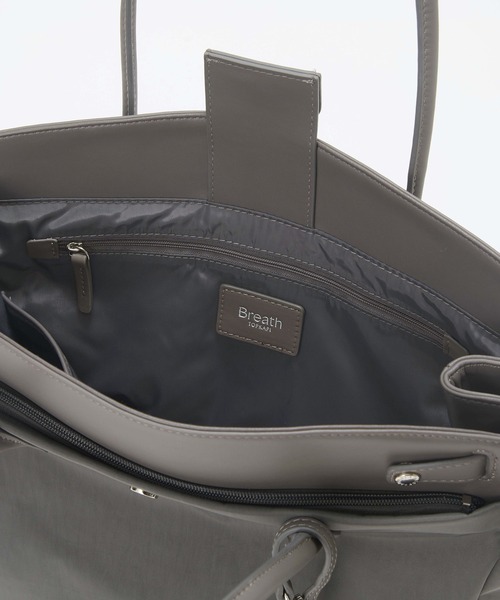 Breath TOPKAPI(ブレストプカピ)の「【Breath TOPKAPI】NEST ネスト リンクルナイロン A4 トートバッグ / 肩掛け / 撥水(トートバッグ・レディース・ブラック/グレー・FREE)」の3枚目の写真
