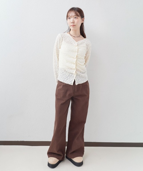 archives(アルシーヴ)の「【ONかわ】カットレースフロントタックTOPS(Tシャツ/カットソー・レディース・ブラック/オフホワイト/アイボリー・MEDIUM)」の18枚目の写真