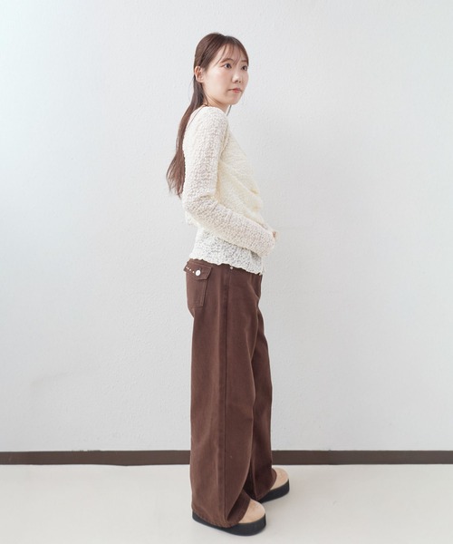 archives(アルシーヴ)の「【ONかわ】カットレースフロントタックTOPS(Tシャツ/カットソー・レディース・ブラック/オフホワイト/アイボリー・MEDIUM)」の19枚目の写真