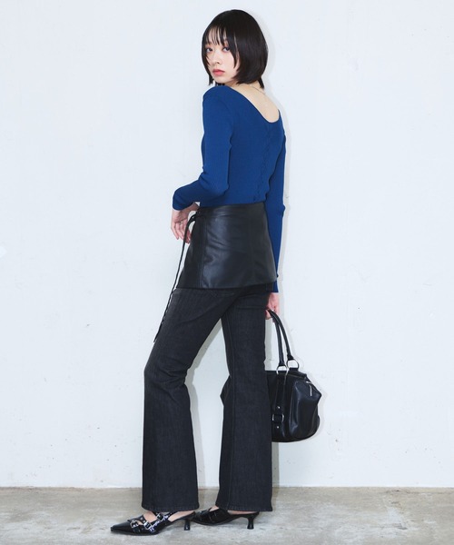 PAGEBOY(ページボーイ)の「スマートレッグデニム(デニムパンツ・レディース・ブルー/ブラック・MEDIUM/SMALL)」の17枚目の写真