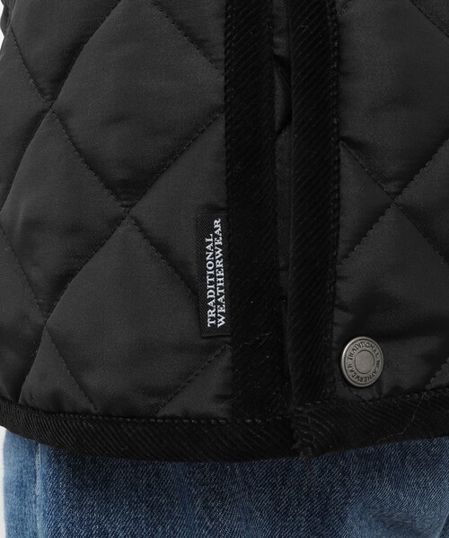 Traditional Weatherwear（トラディショナルウェザーウェア）の「【Traditional Weatherwear】別注 DERBY MIDDLE キルティングジャケット 26AW（ブルゾン・メンズ・ブラック/ネイビー・36/38/40/42/44）」の5枚目の写真