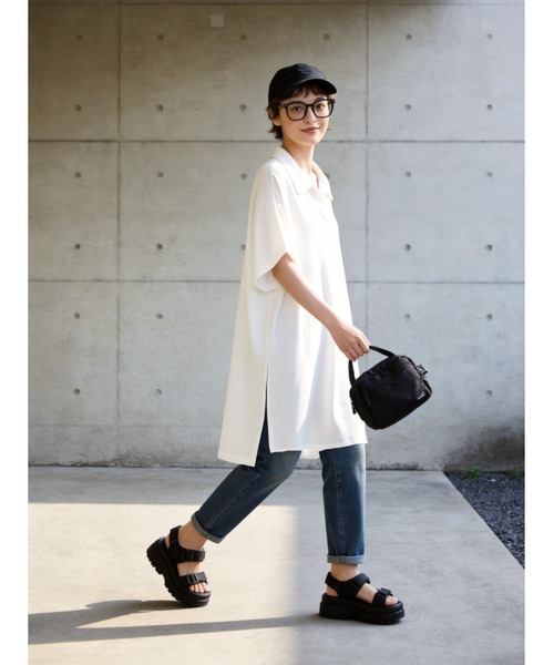 Sew loop(ソーループ)の「ルーズフィットスキッパーカラーチュニックトップ(シャツ/ブラウス・レディース・ホワイト/グレー/ブラック・FREE)」の5枚目の写真