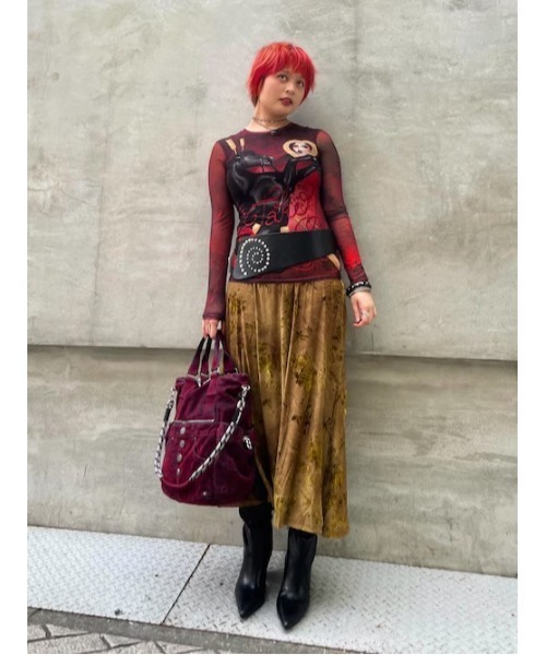 Desigual（デシグアル）の「【Desigual × Maria Ecoste】Long Sleeve Top / ロングスリーブトップ（Tシャツ/カットソー・レディース・レッド・L/M/S/XL/XS）」の5枚目の写真