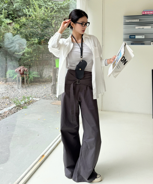 PLACE STUDIO（プレイススタジオ）の「ウィメンズ アンバランス ベルト付き ラップスカート レイヤード コットン ワイド ツーピース パンツ _3COLOR（その他パンツ・レディース・ブラック/ベージュ/チャコール・FREE）」の11枚目の写真