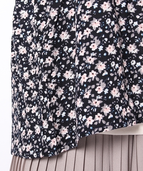 Chico(チコ)の「テレコプルオーバー&キャミソールセット(Tシャツ/カットソー・レディース・アイボリー/モスグリーン/ネイビー/ピンクベージュ・FREE)」の16枚目の写真