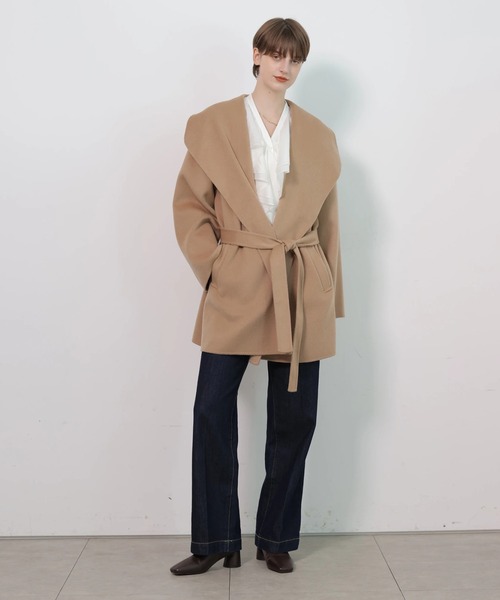 CADUNE(カデュネ)の「ショールカラーダブルフェイスコート(ダウンジャケット/コート・レディース・キャメル/ブラック・36/38)」の4枚目の写真