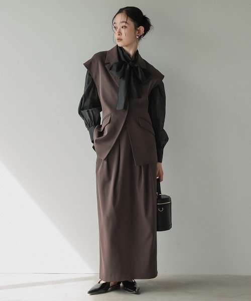 Callarus(カラルス)の「【セットアップ】フレンチスリーブデザインジレタイトロングスカートセットアップスーツ〔Callarus〕(セットアップ・レディース・ブラウン/ブラック・L/M/S/LL)」の1枚目の写真