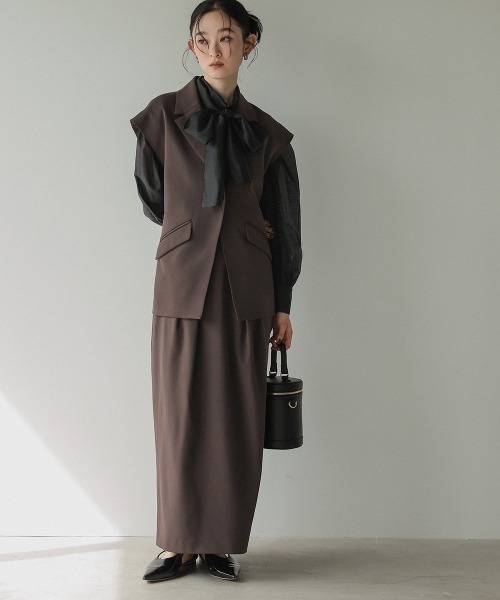 Callarus(カラルス)の「【セットアップ】フレンチスリーブデザインジレタイトロングスカートセットアップスーツ〔Callarus〕(セットアップ・レディース・ブラウン/ブラック・L/M/S/LL)」の3枚目の写真