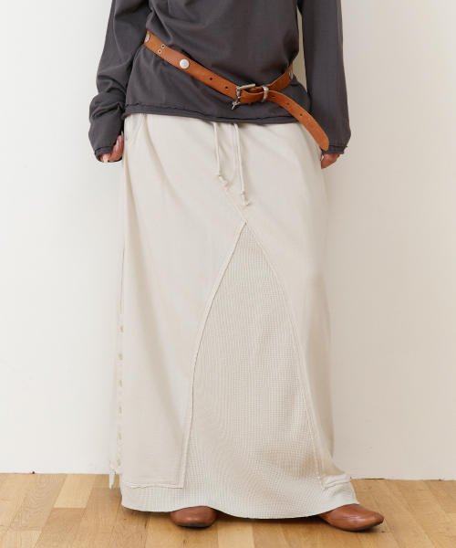 THEVINYLHOUSE（ザバイニルハウス）の「MULTI LAYER SWEATSKIRT(W) BEIGE（スカート・レディース・その他・FREE）」の3枚目の写真