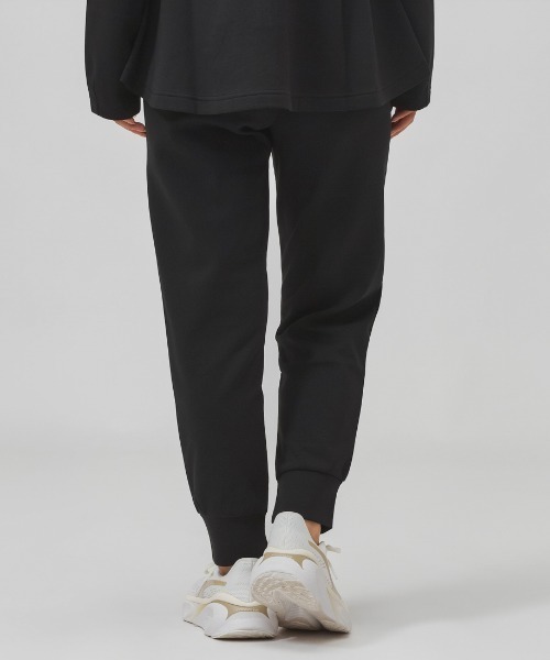PUMA(プーマ)の「プーマ PUMA ESS ELEVATED MX PT CL DK(スウェットパンツ・レディース・ブラック/ライトグレー・S/M/L/XL)」の5枚目の写真