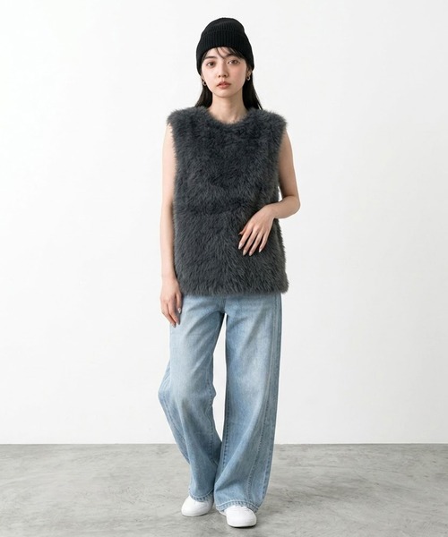 CRB（シーアールビー）の「シャギークルーニットベスト（ニット/セーター・レディース・ベージュ/ブラウン/チャコール・F）」の13枚目の写真