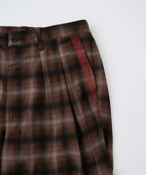 ADAM PATEK(アダムパテック)の「mp15539-brushed shade ombrecheck easytrouser イージーパンツ(AP2628007)(その他パンツ・メンズ・ブラウン/グリーン・1/2)」の20枚目の写真