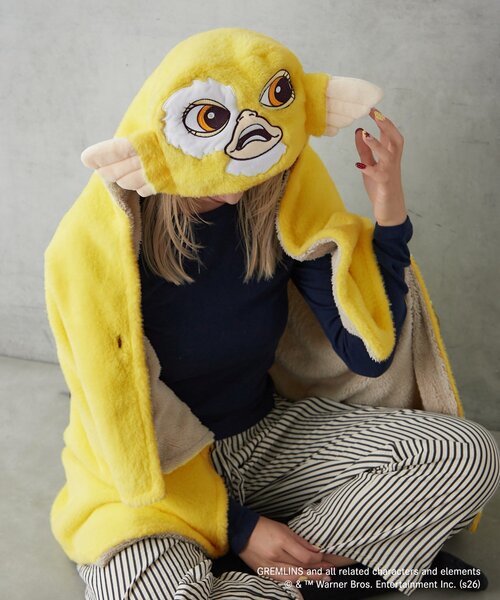 BIRTHDAY BAR(バースデイバー)の「【GREMLINS グレムリン】ギズモ フード付きブランケット イエロー(ブランケット・レディース・イエロー・0)」の14枚目の写真