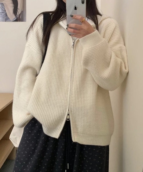 FLINEA(フリネア)の「フード付きニットカーディガン(カーディガン/ボレロ・レディース・オフホワイト/ピンク/ブルー/グレー・FREE)」の6枚目の写真