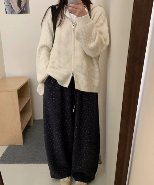 FLINEA(フリネア)の「フード付きニットカーディガン(カーディガン/ボレロ・レディース・オフホワイト/ピンク/ブルー/グレー・FREE)」の9枚目の写真
