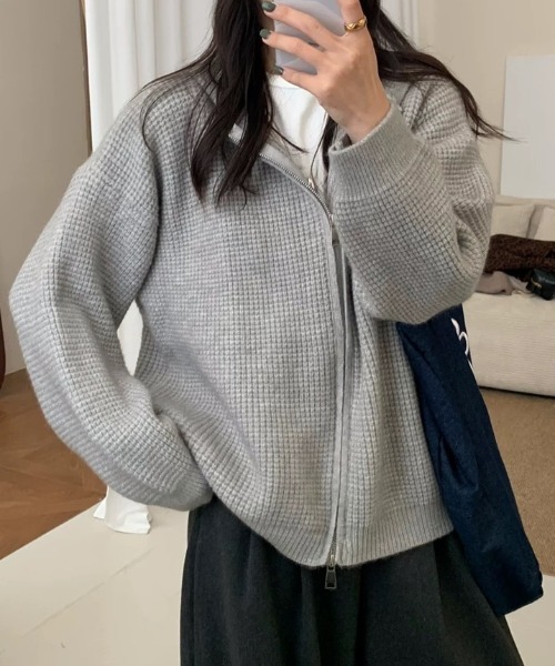 FLINEA(フリネア)の「フード付きニットカーディガン(カーディガン/ボレロ・レディース・オフホワイト/ピンク/ブルー/グレー・FREE)」の16枚目の写真