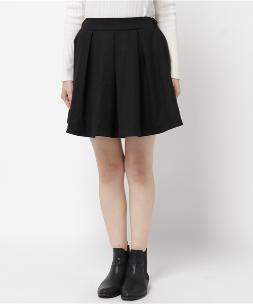 PUNYUS（プニュズ）の「ボックスプリーツミニスカート（スカート・レディース・ダークグリーン/ワイン/ブラック・2/3/1/4）」の4枚目の写真