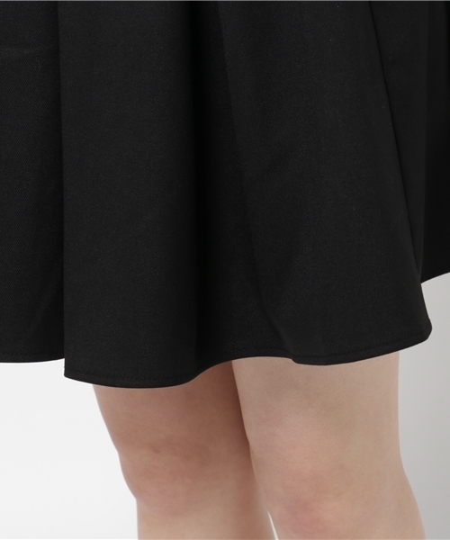 PUNYUS（プニュズ）の「ボックスプリーツミニスカート（スカート・レディース・ダークグリーン/ワイン/ブラック・2/3/1/4）」の9枚目の写真