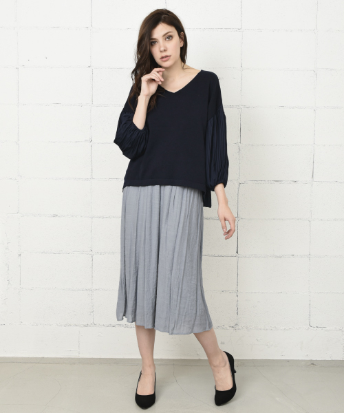 INTERPLANET(インタープラネット)の「裾シフォン切替ラウンドニット(ニット/セーター・レディース・ネイビー/オフホワイト/ピンク/ライトグレー・FREE)」の1枚目の写真